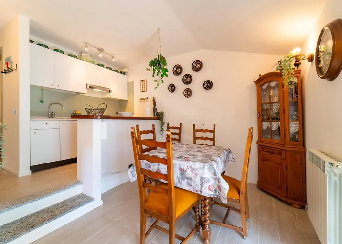 Panorama And Garden By Wonderful Italy * Bellagio