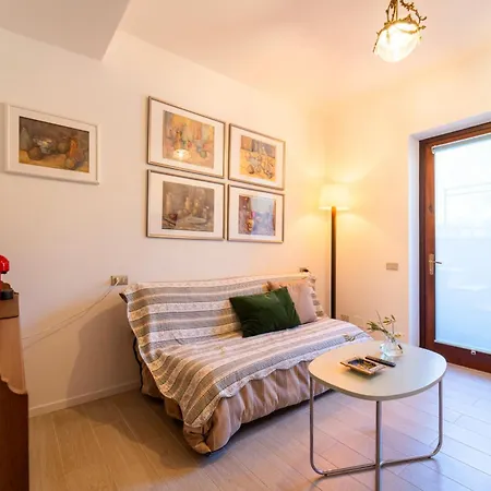 Panorama And Garden By Wonderful Italy *