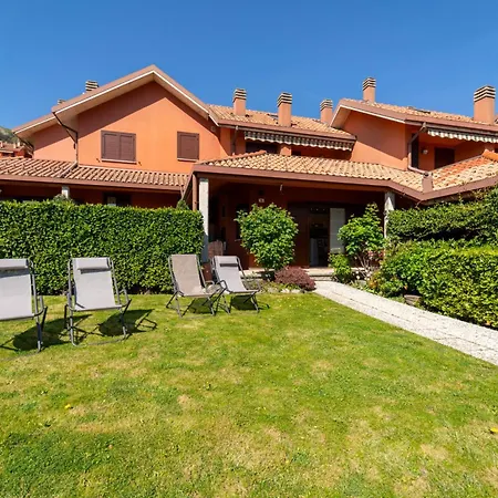 Panorama And Garden By Wonderful Italy Μπελάτζιο