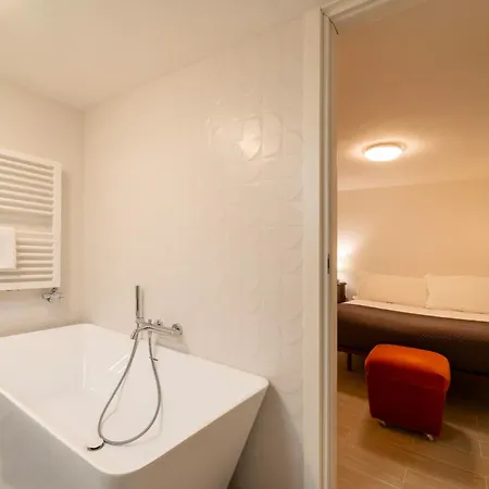 Panorama And Garden By Wonderful Italy Lägenhet *