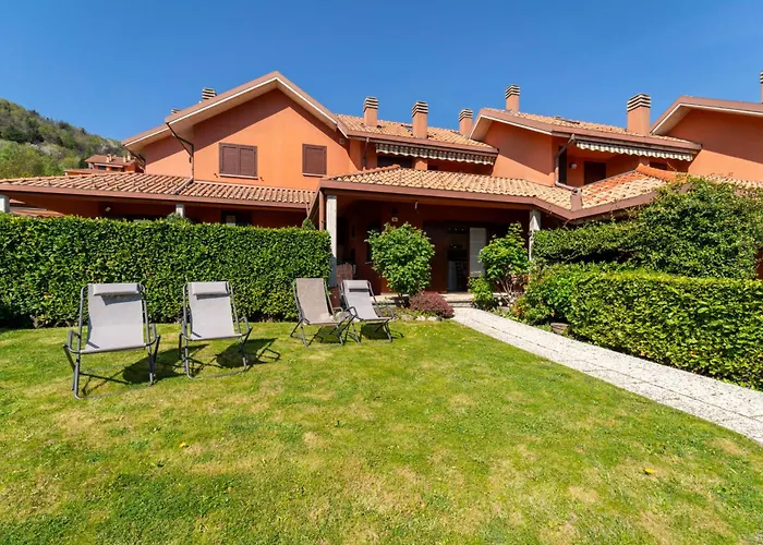 Panorama And Garden By Wonderful Italy Bellagio