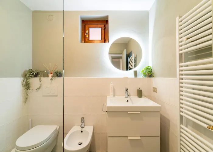 Panorama And Garden By Wonderful Italy * Bellagio